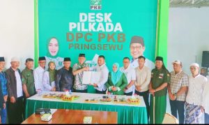 Adi Erlansyah Kembalikan Berkas Pendaftaran ke DPC PKB Pringsewu