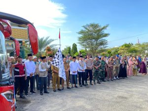 Polres Pringsewu Terjunkan Puluhan Personel Amankan Keberangkatan Jemaah Haji Gelombang Ketiga