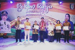 Dekranasda Raih Stan Terbaik Pertama di Anjungan Pringsewu PRL 2024