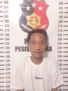 Seorang anak tega menganiaya ayah kandung, Pelaku di amankan Polisi