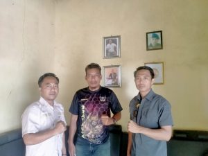 Silaturrahmi Danunit Intel kodim Tanggamus ke sekretariat Pengurus Daerah Ikatan wartawan online (IWO) Pringsewu