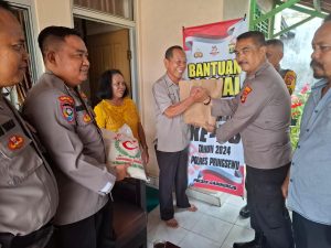 Menyambut HUT Bhayangkara ke-78, Kapolsek Gadingrejo AKP Hasbulloh Anjangsana ke Rumah Purnawirawan dan Warakawuri Polri