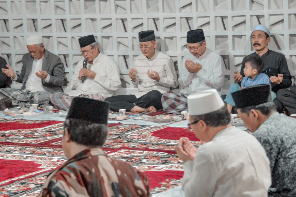 Bacabup Adi Erlanyah Menggelar Syukuran dan Doa Bersama Di Rumah Baru di Tambah Rejo Gading Rejo