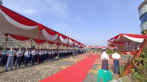 Penjabat (Pj) Gubernur Lampung Samsudin menjadi Pembina Apel Pembukaan MPLS Peserta Didik Baru di Wisata Bendungan Way Sekampung Kabupaten Pringsewu Lampung