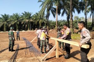 Wujud Sinergitas TNI, Polri Dan Masyarakat Dalam Kegiatan TMMD 2024