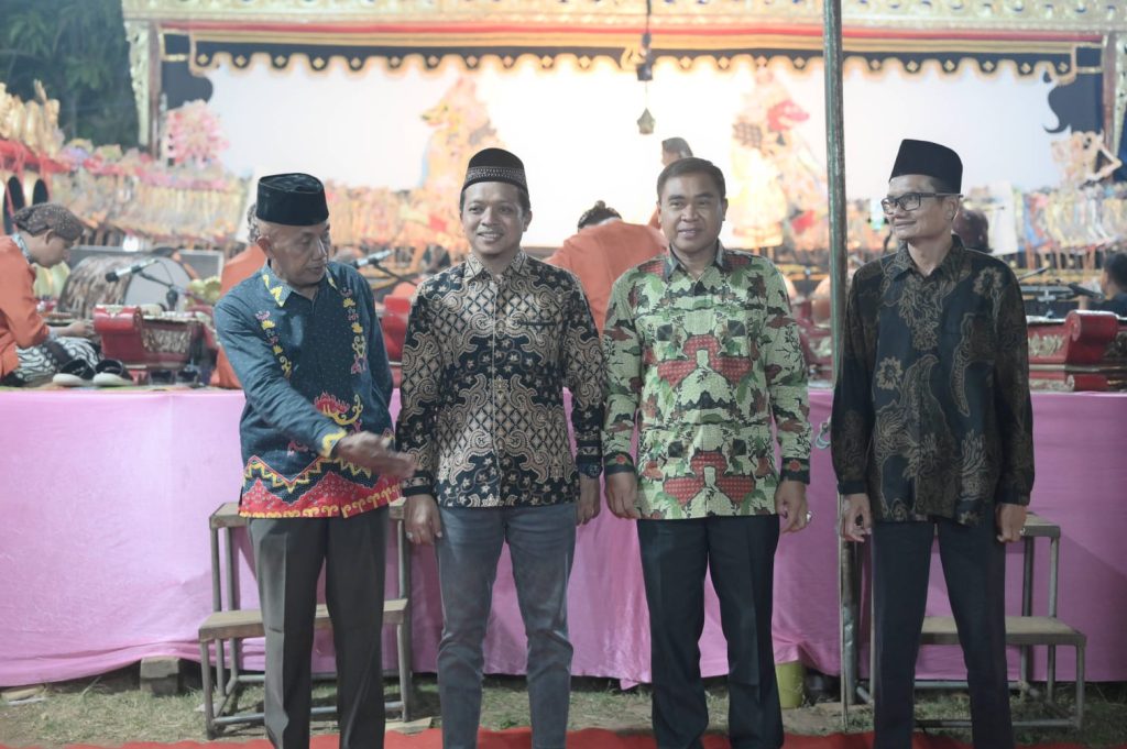 Ngopi Bareng Lur Hadir di Pekon Pandan Sari Selatan dalam Acara Suran atau Bersih Desa.