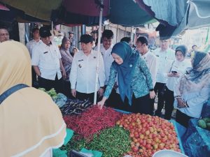Kebutuhan Pokok di Pringsewu Masih Aman, Ini Penjelasan Pj Pringsewu 👇