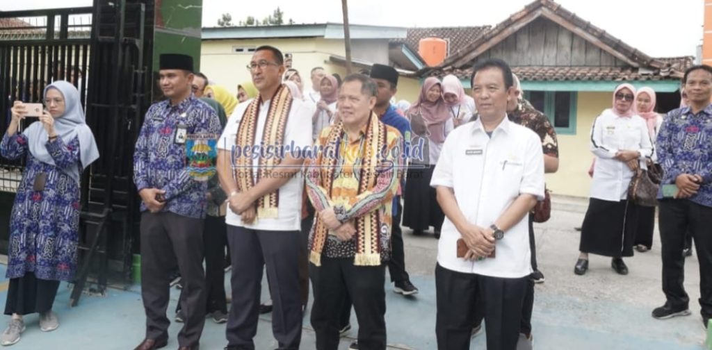 PJ. Sekda Jon Edwar Hadiri Kegiatan Lss Uks/M Tingkat Provinsi Lampung Dua Tempat