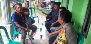 Bhabinkamtibmas Polsek Pesisir Selatan Himbau Warga Untuk Tidak Terpancing Berita Hoax Jelang Pilkada 2024