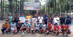 Kepala Dispora Eksir Abadi Hadiri Penutupan Turnamen Bola Voli Sebanusa Cup V Di Gedung Cahya Kuningan