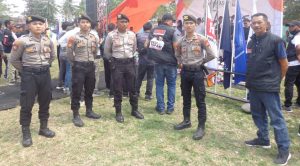 Polres Pesisir Barat Laksanakan Pengamanan Deklarasi Damai Pasangan Calon Bupati dan Wakil Bupati 2024