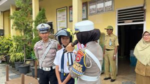 Satlantas Polres Pringsewu Gelar Edukasi di SMPN 3 Pringsewu