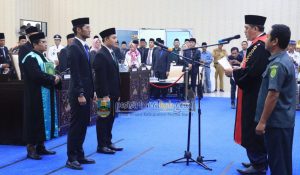 Wakil Bupati Zulqoini Syarif Hadiri Rapat Paripurna DPRD Pesibar Dengan Acara Pengucapan Sumpah/Janji Pimpinan DPRD Masa Jabatan TA 2024-2029.