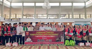 Lepas 35 Jamaah Umrah Gelombang II, Nukman Minta Jamaah Pokus Beribadah.