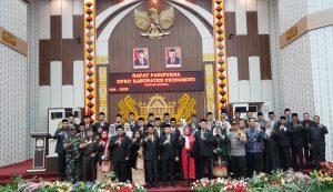 Pimpinan DPRD Kabupaten Pringsewu Dilantik Baca Disini👇