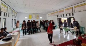 Camat Ernawati Hadiri Dan Sekaligus Buka Bimtek PTPS Di Pekon Muarabaru