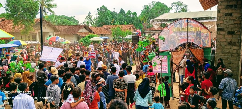 Membeludak Massa kempaye Relawan Rakyat Tubaba Bersatu di Tiyuh Margo Dadi