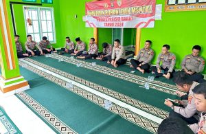 Polres Pesisir Barat Gelar Pembinaan Rohani Dan Mental(Binrohtal) Rutin Di Mushola Al-Arsyad Setiap Kamis