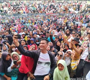 Di Hadapan Puluhan Ribu Massa Tubaba Hadiri Kampanye Kotak Kosong SJR: Genderang Perang Ditabuh Tanda Peperangan