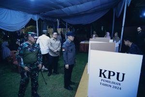 Pantau Persiapan Pemilukada Serentak, Pj Bupati Pringsewu Tinjau Sejumlah TPS
