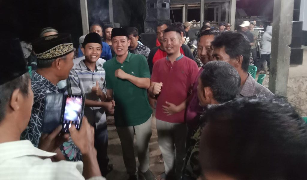 Tasyakuran Tim Ses Kualisi Berani 01 Dedi-Topani Di Ngambur Memeriahkan Kemenangan Kontes Pilkada TA 2024