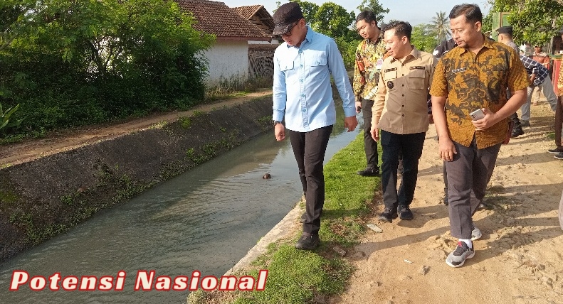Wakil Menteri Dalam Negeri Tinjau Sarana Irigasi di Kabupaten Pringsewu