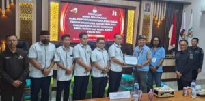 Pleno KPU: Ali Rahman-Ayu Raih Suara 53,50% Persen, Mengungguli Kadapi-Cik Raden 46,50% Persen