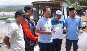 Pemkab Pesibar Tinjau Kerusakan Pelabuhan Kuala Stabas Akibat Hantaman Gelombang Laut Tinggi
