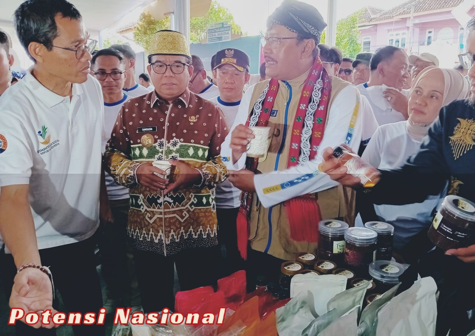 Menteri Sosial RI Peringatan HKSN 2024 Dipusatkan di Kabupaten Pringsewu