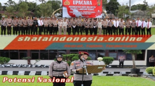 Polres Lampung Barat Gelar Upacara Peringatan Hari Ibu Ke -96