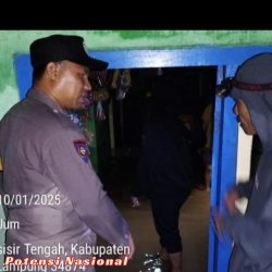 Polsek Pesisir Tengah Evakuasi Masyarakat yang Terkena Dampak Banjir Di 3 Pekon