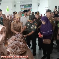 Pemkab Pringsewu & Kodim 0424 Gelar GPM Bersubsidi & Bazar Ramadan TNI
