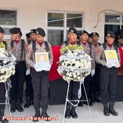 Polri Anugerahi Penghargaan Anumerta Untuk Tiga Anggota Polda Lampung Yang Gugur Dalam Tugas