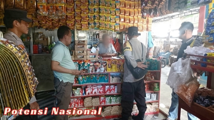 Razia di Pekon Way Manak, Polsek Pugung Sita 14 Botol Miras