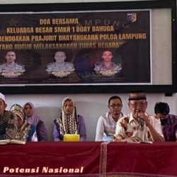 Polres Way Kanan dan Keluarga Besar SMK N 1 Buay Bahuga Gelar Doa Bersama untuk Tiga Personel yang Gugur dalam Tugas
