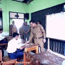 Bupati Pringsewu Kunjungi UPT SDN 2 dan SMPN 2 Pringsewu