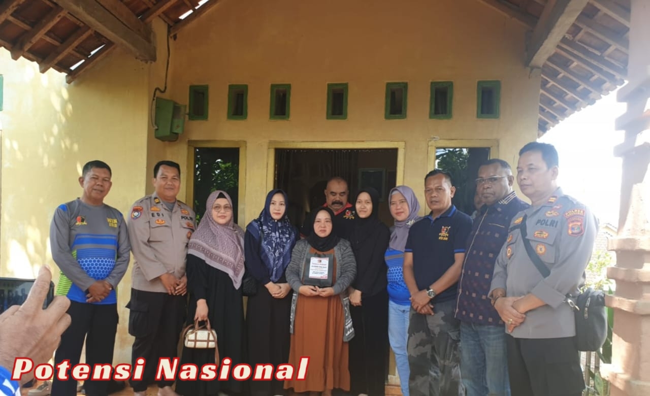 WSN Nusantara Berikan Tali Asih kepada Keluarga Almarhum AKP Anumerta Lusiyanto di Pringsewu