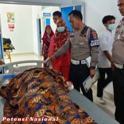 Sat Lantas Polres Pesisir Barat Olah TKP Kecelakaan Tunggal di Dusun Karudang