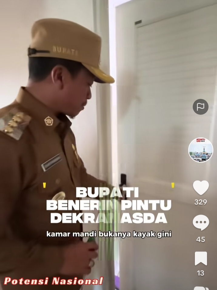 Viral di TikTok Bupati Pringsewu Haji Riyanto Perbaiki Pintu Dekranasda Yang Rusak