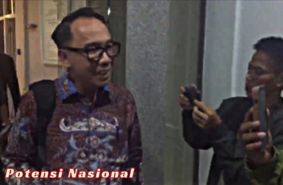Kejati Lampung Kebut Penyelidikan Dugaan Mafia Tanah di Way Kanan Eks Bupati RAS Diduga Terlibat Alih Fungsi Hutan Jadi Perkebunan