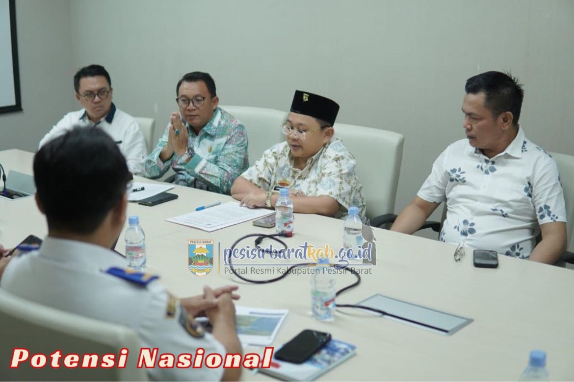 Wakil Bupati Irawan Topani Koordinasi Ke Ditjen Perhubungan Laut Usulkan Perbaikan Pelabuhan Kuala Stabas