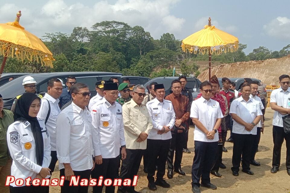 Menkes RI Letakkan Batu Pertama Pembangunan RSUD Pesisir Barat