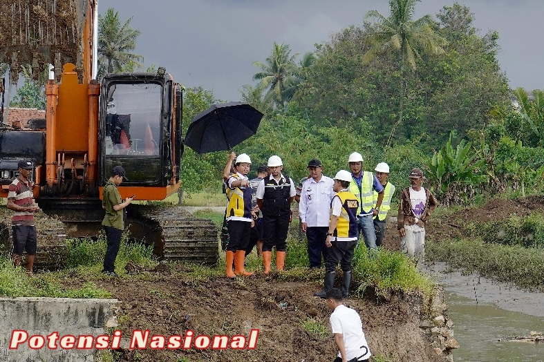 Bupati Pringsewu Tinjau Perbaikan Bendungan Podomoro