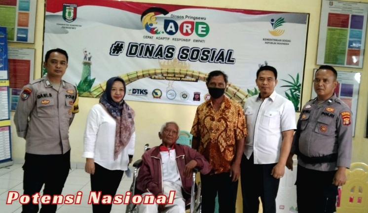 Polisi Serahkan Lansia Terlantar Ke Dinsos Pringsewu