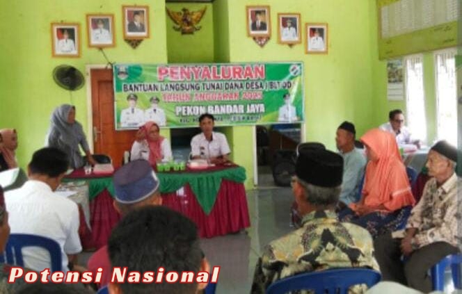 Pratin Bandar Jaya Salurkan BLT-DD Tahap I Tahun 2025 kepada 20 KPM