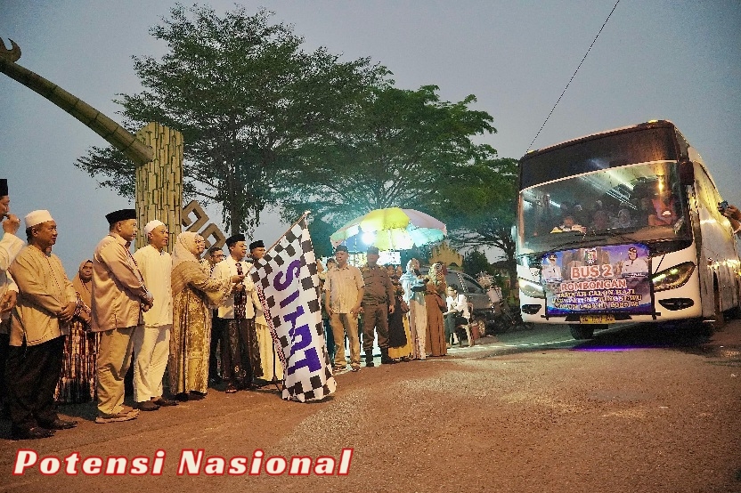 Bupati & Wabup Pringsewu Lepas Jamaah Haji Tahap II