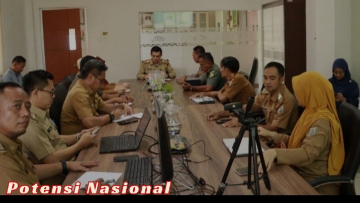 Pj. Sekda Way Kanan Pimpin Rapat Persiapan Upacara Hari Lahir Pancasila dan Hari Lingkungan Hidup 2025