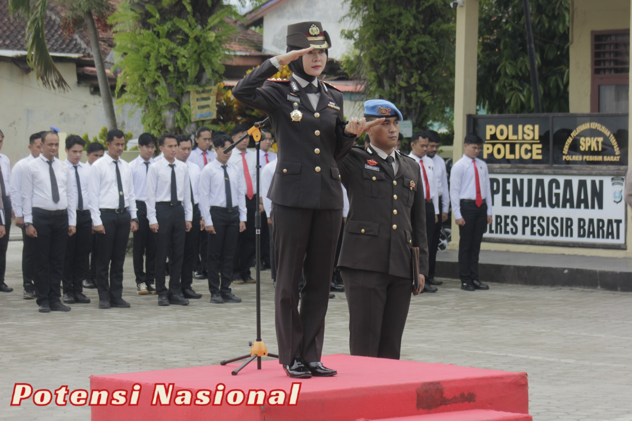 Kapolres Pesisir Barat Pimpin Upacara Hari Lahir Pancasila