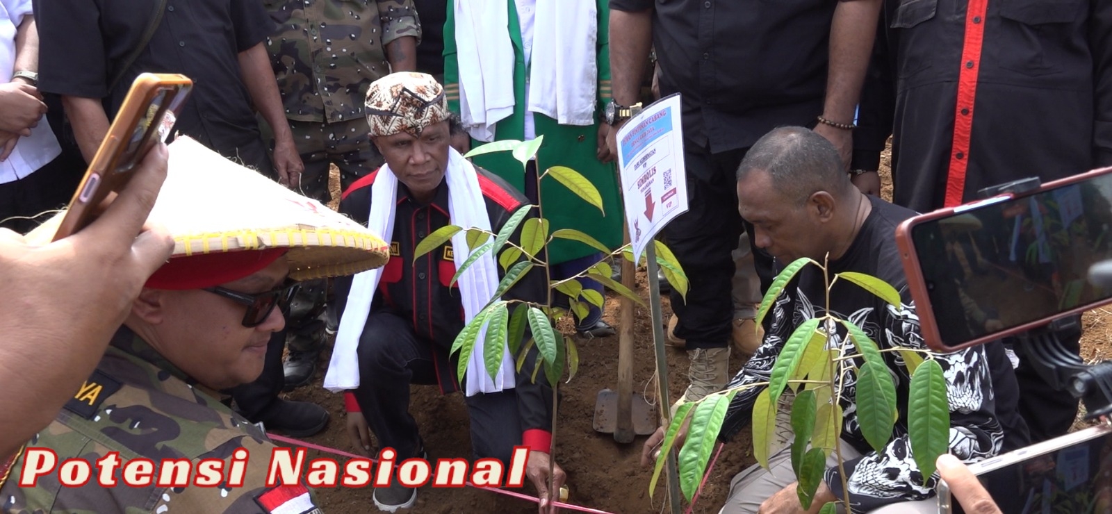 Hercules Pimpin Penanaman 10.000 Pohon di Purwakarta, Tandai Gerakan Lingkungan GRIB Jaya Go Green