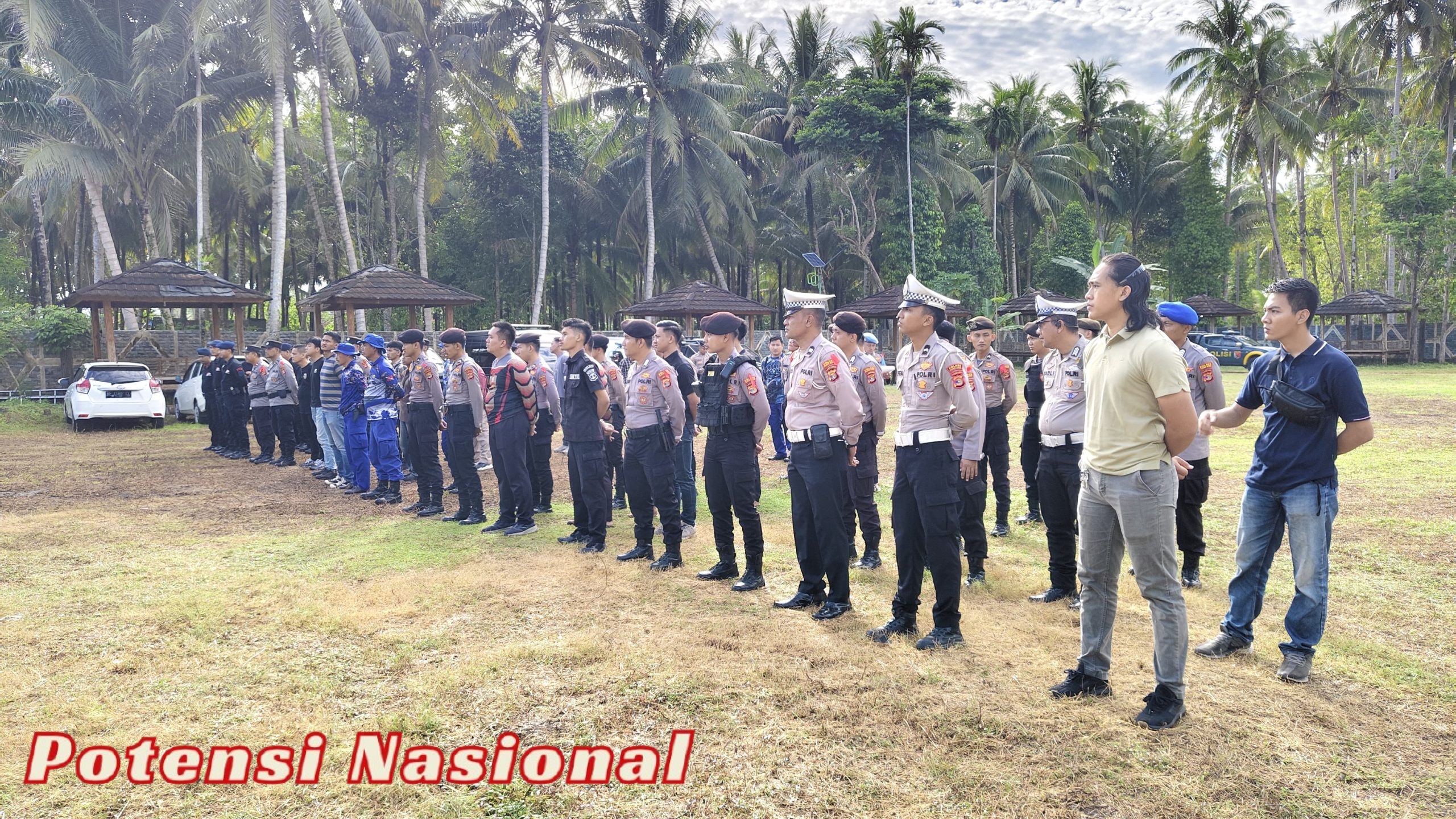 Hari Ke-6 OPS Tuhuk Krakatau 2025 Polres Pesisir Barat dan Polda Gelar Apel Pengamanan Krui Pro QS 6000